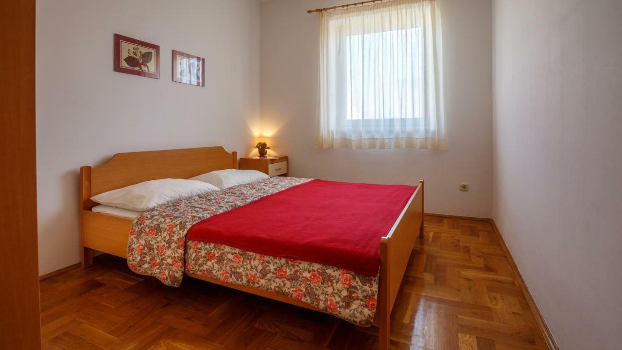 Apartment Josephine 2 Malinska Exteriér fotografie